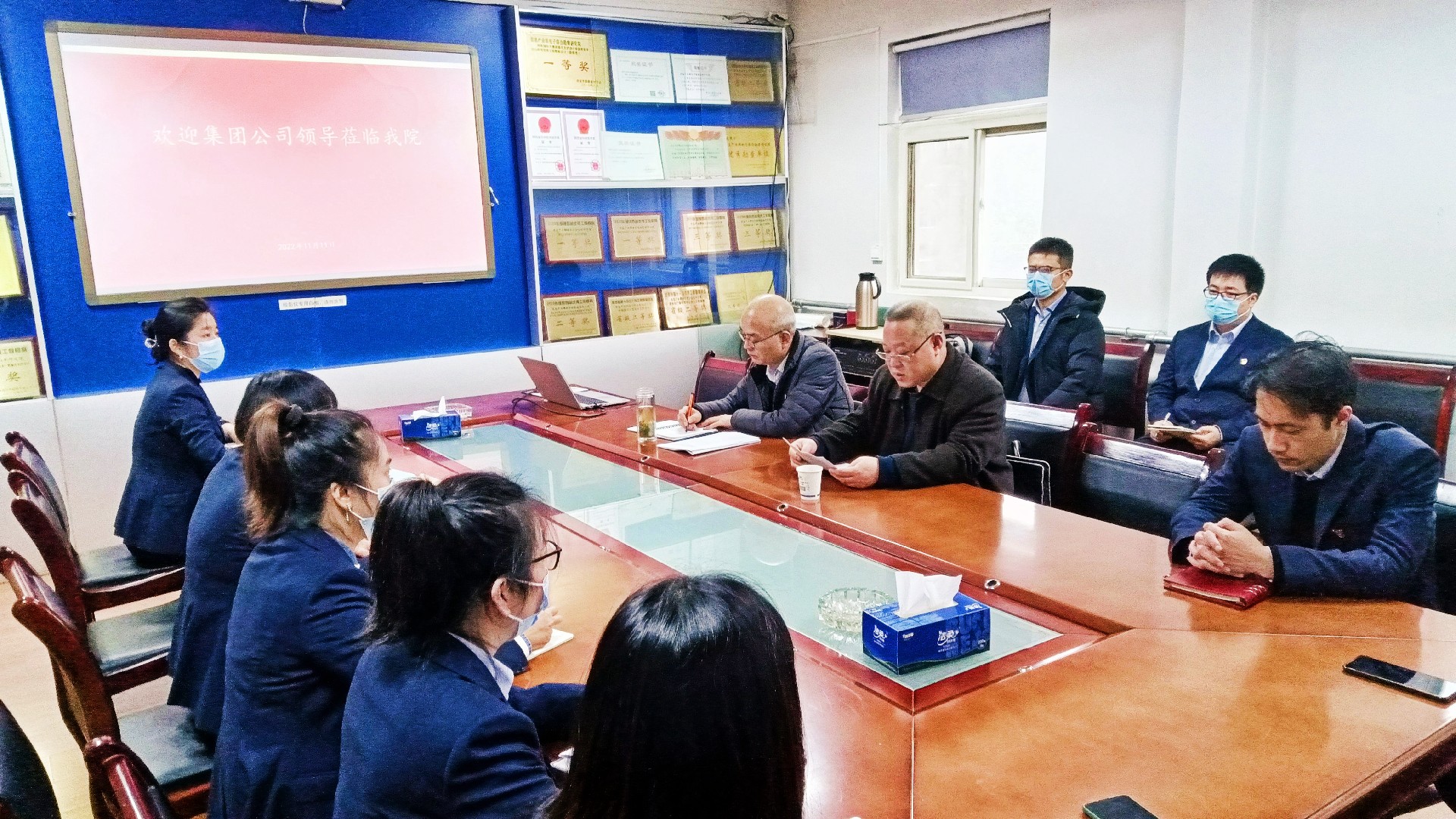 新時(shí)代新征程 新部署新要求 ——集團(tuán)公司黨委副書(shū)記范宏林為院第二黨支部講黨課